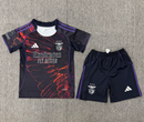 Conjunto Infantil Águia x Vhils Benfica – 4º Equipamento 2026/27 🦅🔥