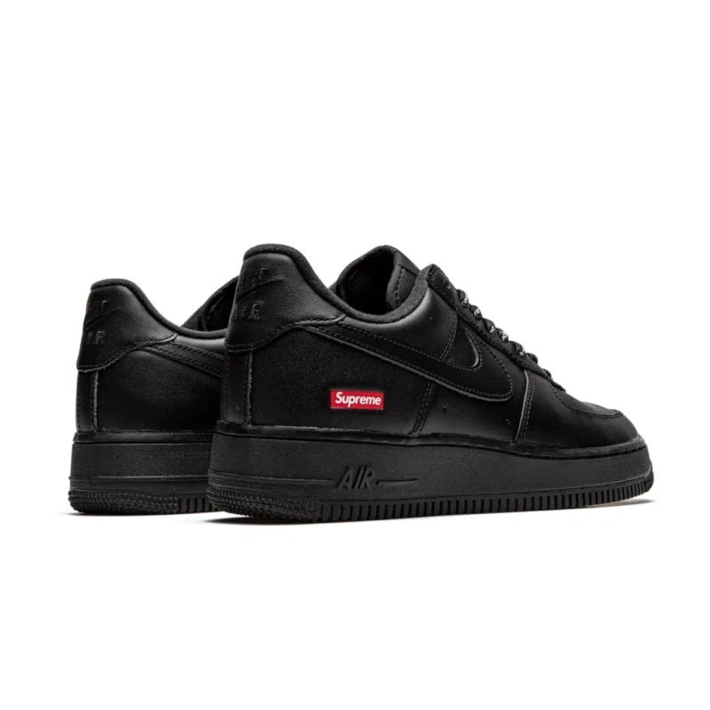 NIKE AIR FORCE 1 BLACK SUPREME