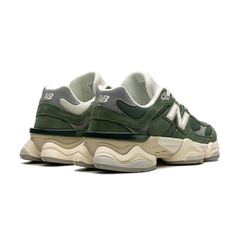 NEW BALANCE 9060 GREEN SUEDE